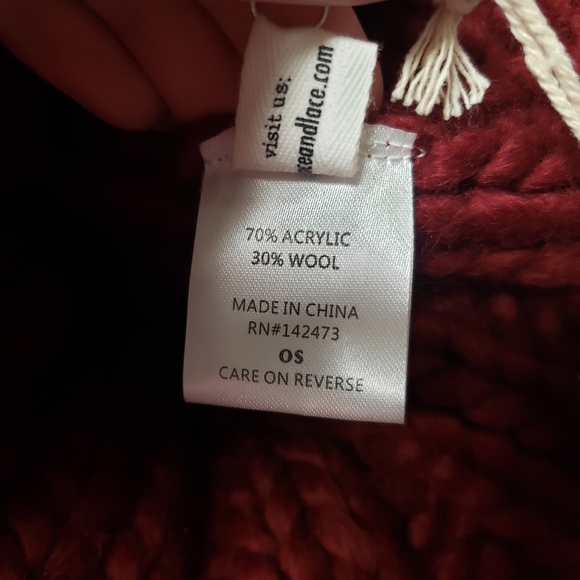 Grace & Lace Touqe - Picture 4 of 7